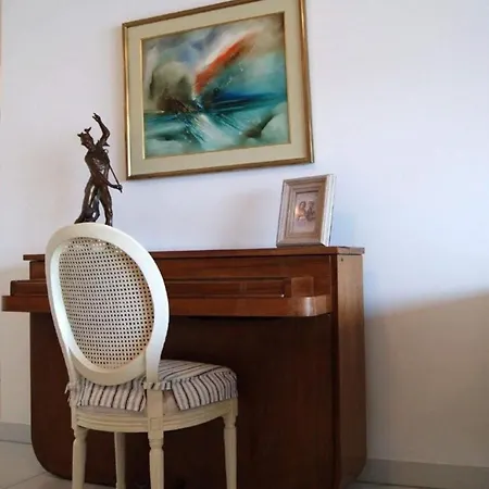 Littledream 705 Apartment Locarno