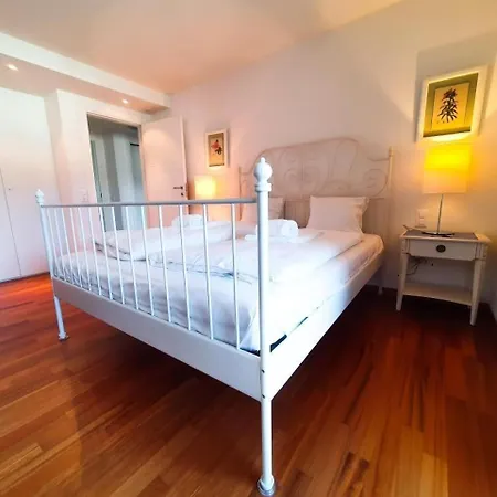Littledream 705 Apartment